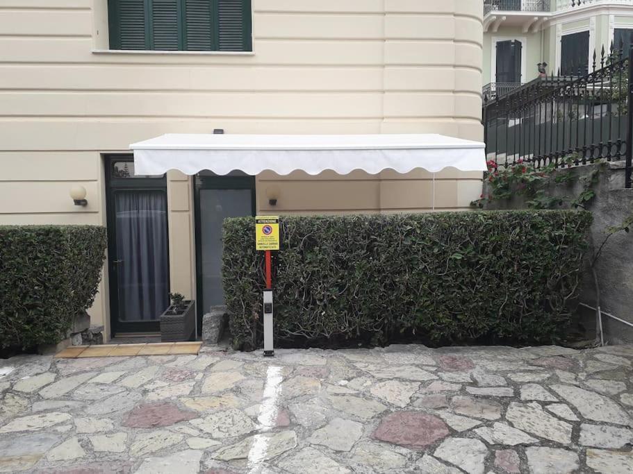 La Casa Di Anna, In Palazzina Liberty Fronte Parco Apartment บอร์ดิเกรา ภายนอก รูปภาพ